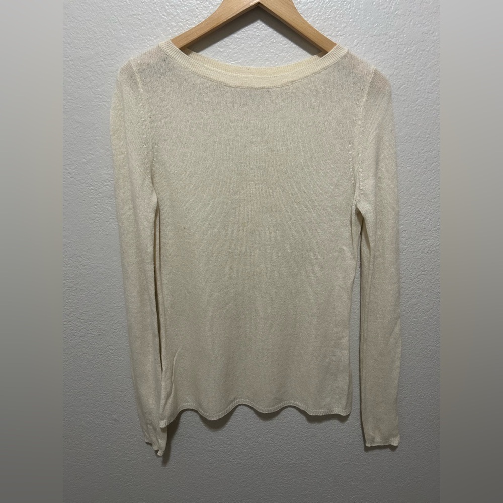Adrienne Vittadini Pale Yellow 100% 2 Ply Cashmere Sweater Size Large